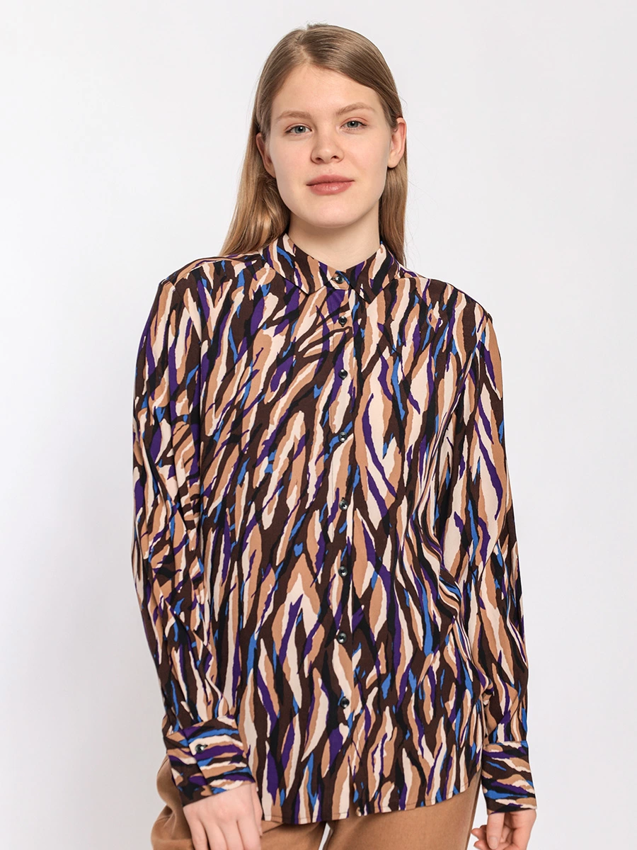 Блуза из вискозы с абстрактным принтом